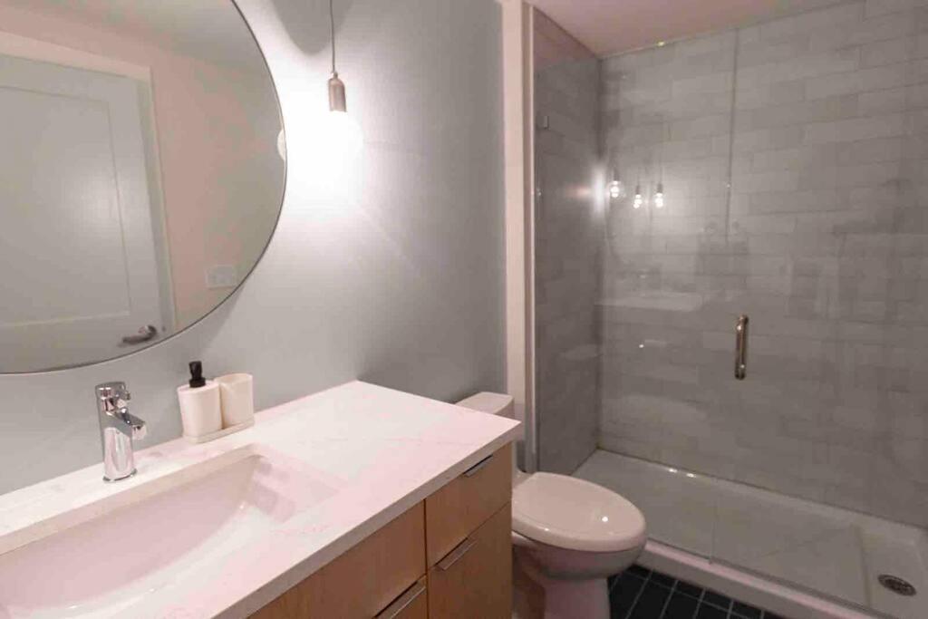 סינסינטי Spacious 2 Bed 2 Bath Downtown Otr Condo Minutes Walk To The Reds Bengals Stadium & More! מראה חיצוני תמונה