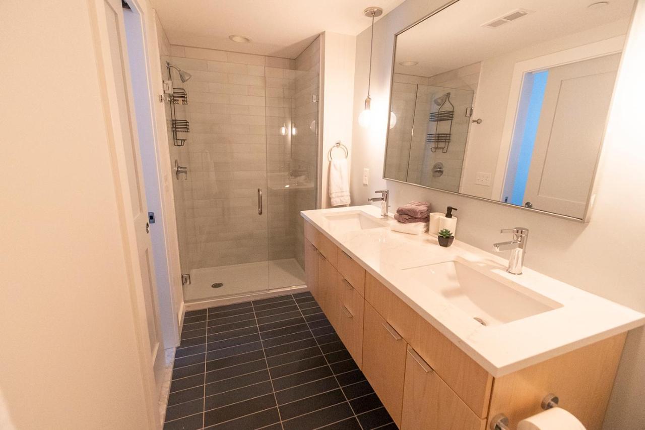 סינסינטי Spacious 2 Bed 2 Bath Downtown Otr Condo Minutes Walk To The Reds Bengals Stadium & More! מראה חיצוני תמונה